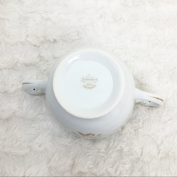Vintage Fukagawa Arita white flower gold leaf sugar bowl missing lid - Picture 6 of 7
